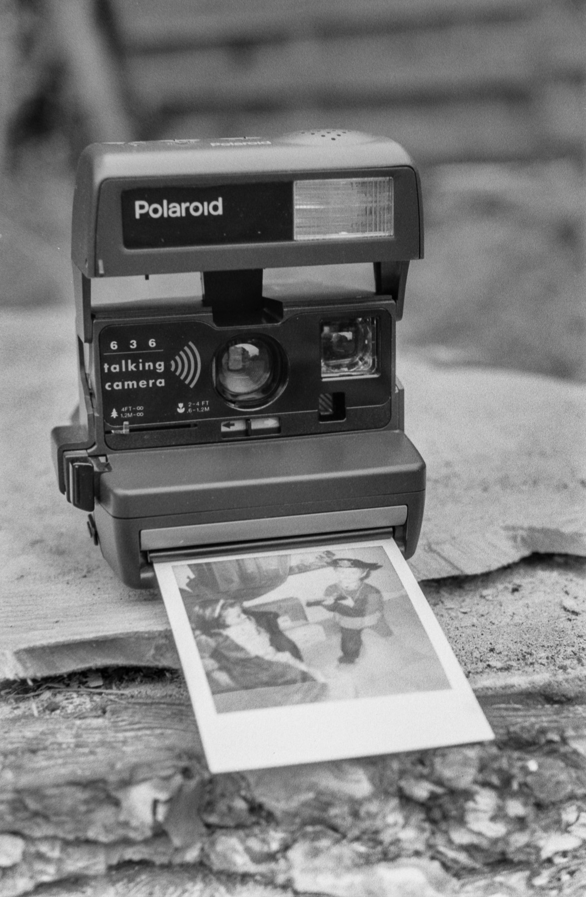 pola talking